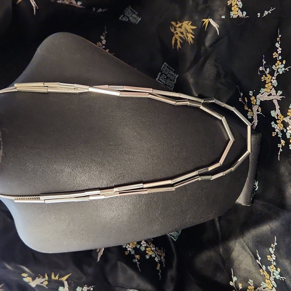 Paparazzi Silvertone Bead Necklace